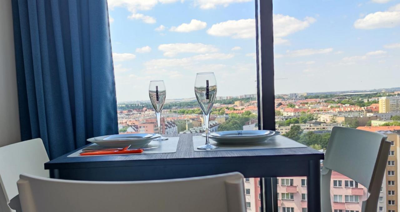 Aleda Tower, 14 Floor, Balkon * Szczecin